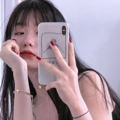 爱琼斯 封面